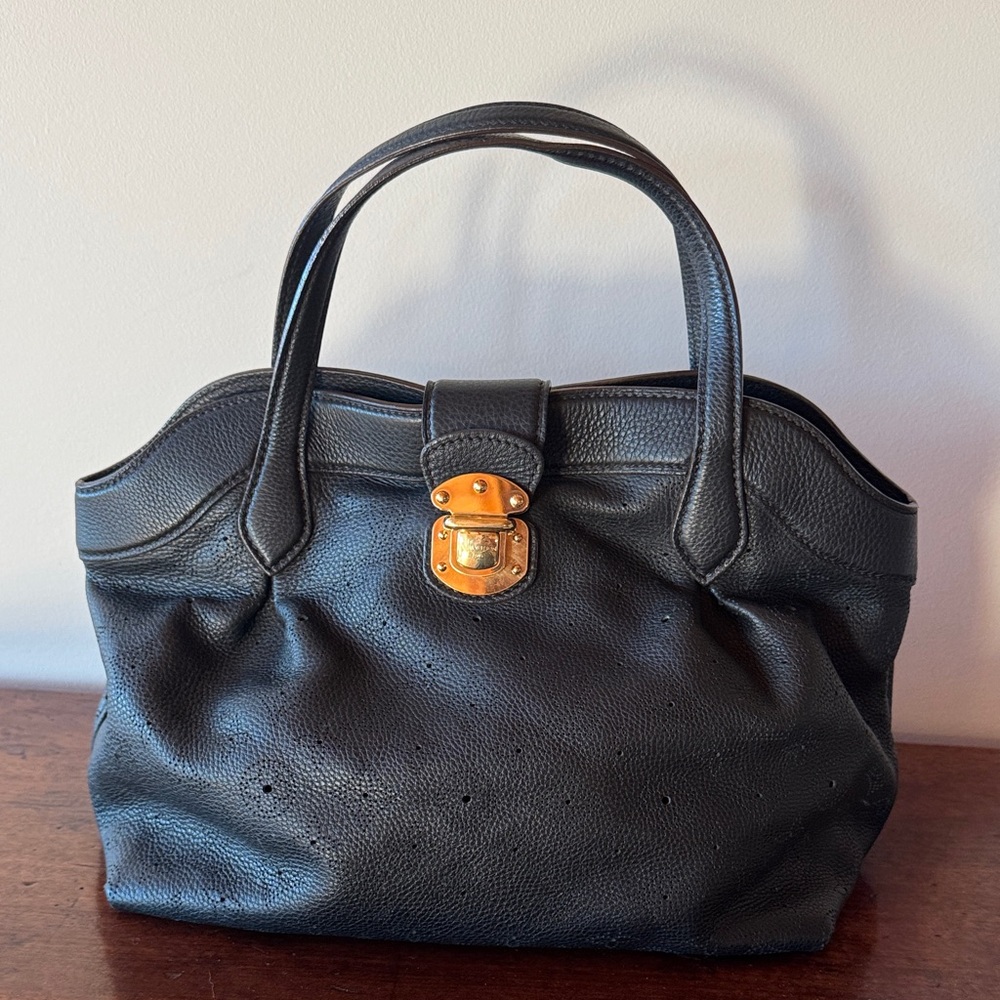 Louis Vuitton‎ Mahina leather handbag